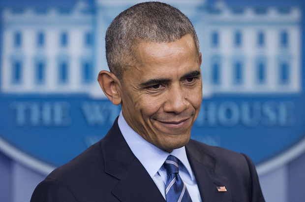 O ex-presidente norte-americano Barack Obama numa conferência de imprensa de final de ano no Salão Brady da Casa Branca em Washington, D.C., em 16 de dezembro de 2016 (Saul Loeb/AFP/Getty Images)