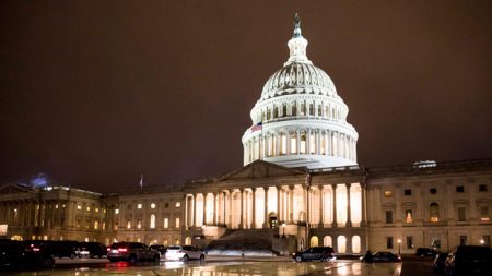 Senado rejeita pedido de tornar inconstitucional julgamento de impeachment de Trump