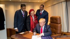 Trump assina Lei do Parque Histórico Nacional Martin Luther King Jr.