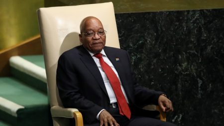 Congresso Nacional Africano decide remover Zuma como presidente da África do Sul