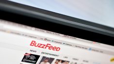 EUA: Comitê Nacional Democrata recusa cumprir intimação relacionada ao dossiê, então BuzzFeed processa
