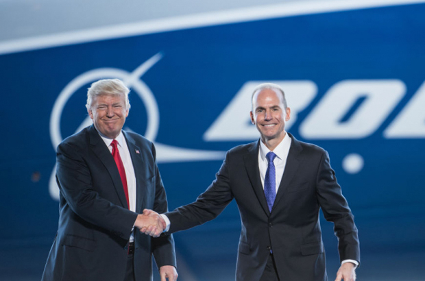 Trump fecha acordo com Boeing, economizando US$ 1,4 bi dos contribuintes