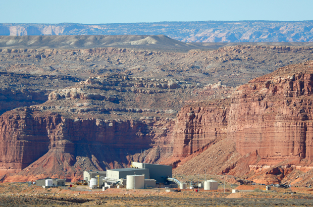 A mineradora de urânio Shootaring Canyon da Anfield Resources Inc. no meio do deserto de Utah, EUA, em 27 de outubro de 2017. A Anfield tem uma parceria com a empresa russa Uranium One (George Frey/Getty Images)