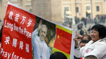 Papa Francisco satisfaz regime chinês ao privar católicos clandestinos perseguidos de seus bispos