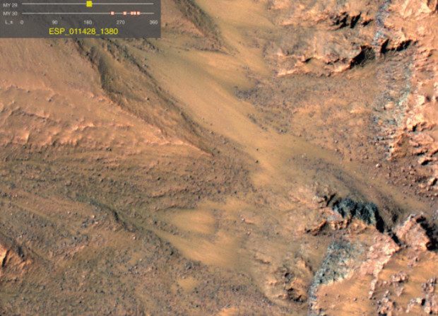 Montes de areia em Marte (NASA)