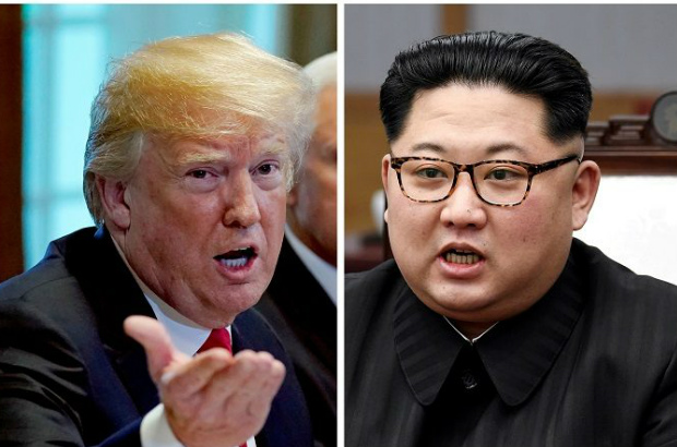 Presidente norte-americano Donald Trump (esq.) e o líder norte-coreano Kim Jong-un (Kevin Lamarque/Reuters)