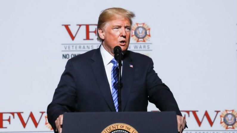 O Presidente Donald Trump discursa na 119ª Conferência anual dos Veteranos das Guerras Estrangeiras, em Kansas City, Missouri, em 24 de julho de 2018 (Charlotte Cuthbertson / The Epoch Times)