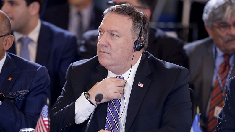 Secretário de Estado dos EUA, Mike Pompeo: “Os EUA não ficarão parados como espectadores” quanto às violações da liberdade religiosa (Chip Somodevilla/Getty Images)