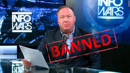 Alex Jones culpa “China comunista” ao ser silenciado pela Apple, Facebook e Google