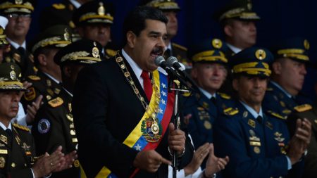 Maduro participa de fórum de negócios para empresas venezuelanas na China