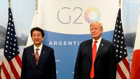 Trump realiza reunião trilateral com Japão e Índia no G20