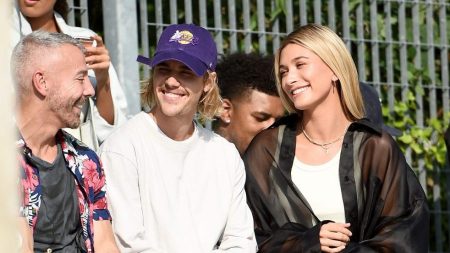 Justin Bieber confirma casamento com Hailey Baldwin