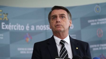 Bolsonaro defende que ataques no CE sejam considerados terrorismo