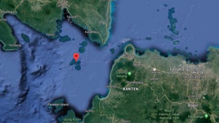 Tsunami na Indonésia deixa pelo menos 43 mortos e cerca de 600 feridos