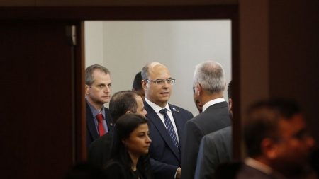 Com o Rio de Janeiro falido, Witzel vê na legalização de cassinos a saída