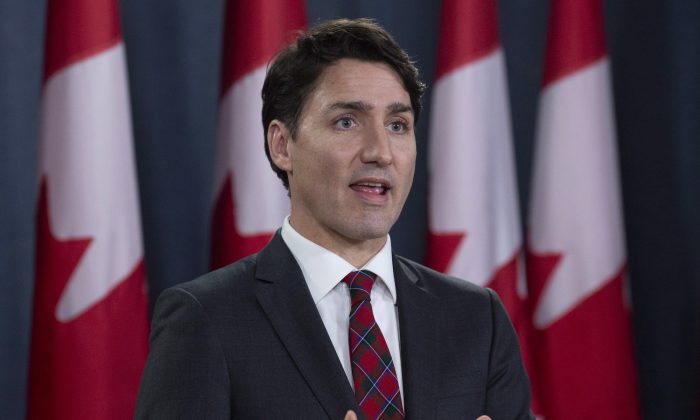 O primeiro-ministro canadense, Justin Trudeau, participa da coletiva de imprensa em Ottawa, em 19 de dezembro de 2018 (Adrian Wyld / The Canadian Press)