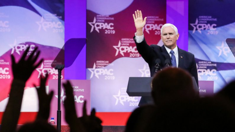 Vice-presidente dos EUA, Mike Pence, na convenção da CPAC em Washington, em 1º de março de 2019 (Samira Bouaou / Epoch Times)