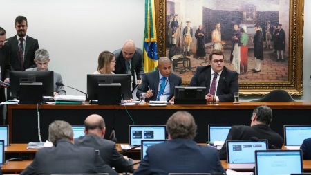 CCJ retomará na terça-feira análise da reforma da Previdência