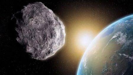 Chefe da NASA fala sobre planos para evitar colisão de grande asteroide com a Terra no futuro