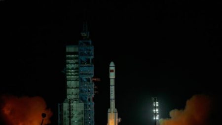 China apresenta suas armas anti-satélite como “coletores de sucata”