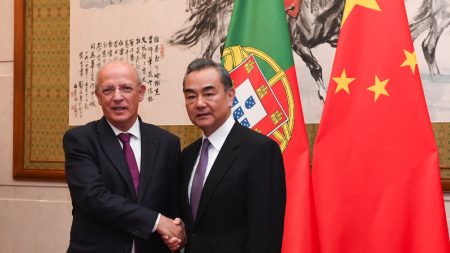 Portugal acaba de se tornar 1º país da zona do euro a emitir títulos em moeda chinesa