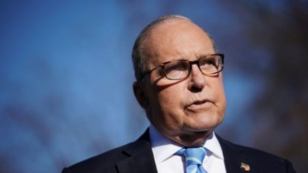 Alívio de Trump às restrições da Huawei não significa “anistia geral”, diz Kudlow