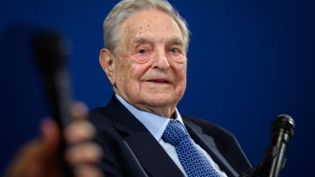 George Soros criará escola de US$ 1 bilhão para combater ‘nacionalistas e mudanças climáticas’