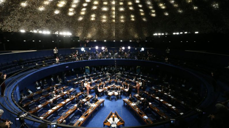 Brasília - Sessão do Senado, conduzida pelo presidente do STF, Ricardo Lewandowski, para decidir se a presidenta Dilma Rousseff será julgada por crime de responsabilidade (Fabio Rodrigues Pozzebom/Agência Brasil)