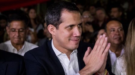 Guaidó denuncia desaparecimento de tio após retornar à Venezuela