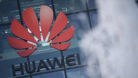 Incêndio no laboratório de teste da Huawei deixa três mortos