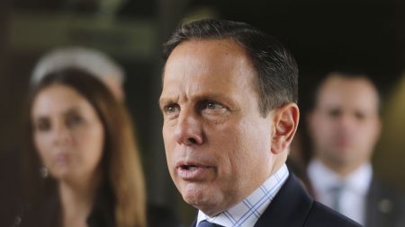 Governador João Doria vai pagar R$ 1 milhão para artistas fazerem lives