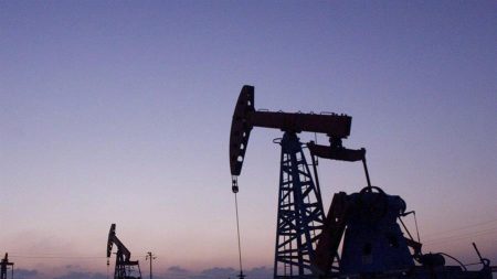 Arábia Saudita ampliará corte na produção de petróleo já acordado com Opep