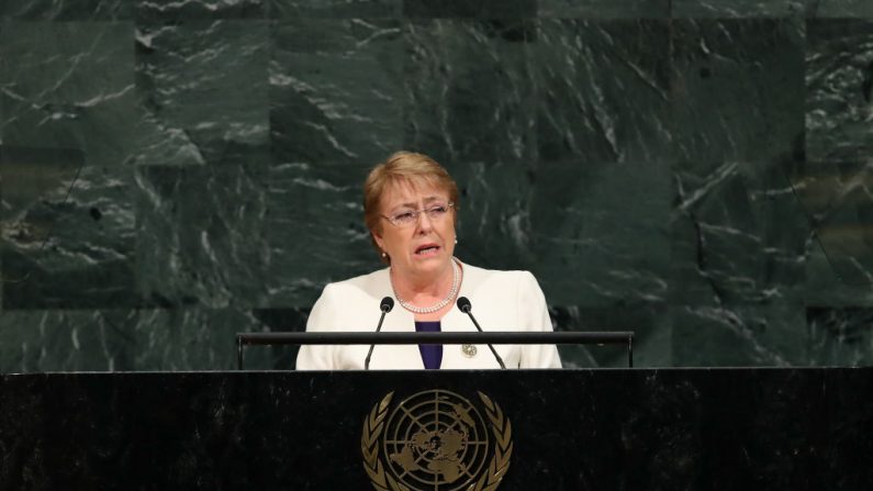 Michelle Bachelet Jeria, discursando na Assembléia Geral das Nações Unidas na sede da ONU (Foto de Drew Angerer / Getty Images)