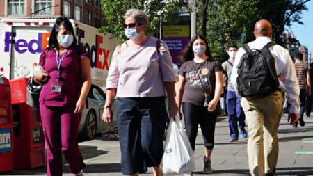 Senadores apresentam projeto de lei que permite que americanos processem a China por pandemia