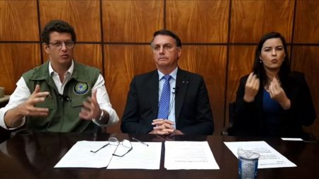 Bolsonaro quer turismo na Amazônia para gringo ver que o ‘trem não pega fogo’