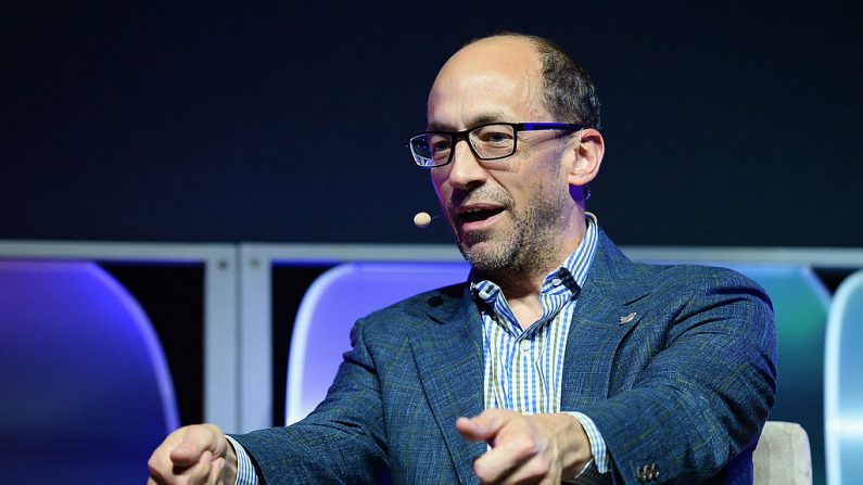 Dick Costolo fala durante o keynote Brand Matters (foto de Ethan Miller / Getty Images)