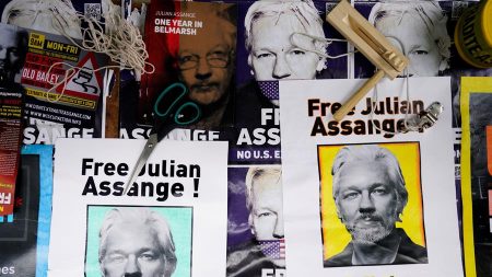 Sentença sobre extradição de Assange será anunciada em janeiro de 2021