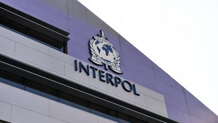 Interpol ativa mandado de prisão internacional para herdeiro da Red Bull