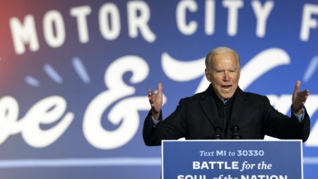 Resposta de Biden à COVID-19 custa seis vezes mais do que plano de Trump