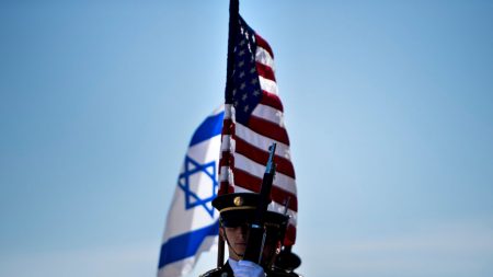 Israel e EUA simulam ataques ao Irã em exercícios militares conjuntos