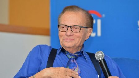 Veterano apresentador de TV Larry King morre aos 87 anos