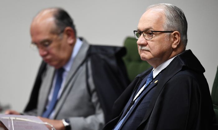 O juiz da Suprema Corte brasileira Edson Fachin comparece à audiência sobre o pedido de extradição do empresário turco-brasileiro Ali Sipahi, em Brasília, em 6 de agosto de 2019 (Foto por EVARISTO SA / AFP) 