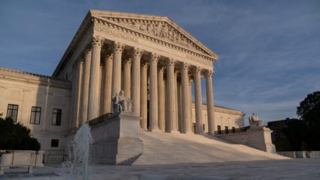 Suprema Corte se recusa a ouvir último desafio eleitoral de Trump