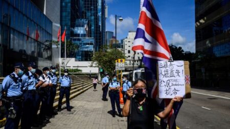 Sentenças de até 18 meses a vários ativistas de Hong Kong por convocarem protestos