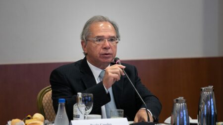 Guedes diz que arrecadação recorde reflete retomada da economia