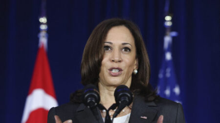 Campanha de Trump critica escolha de vice de Kamala Harris