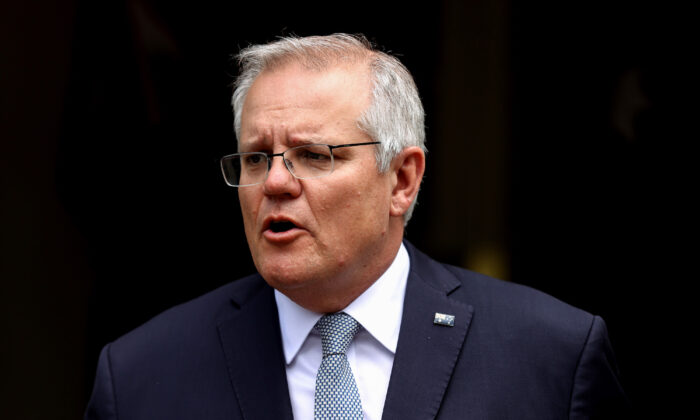 Primeiro-ministro australiano, Scott Morrison, se pronuncia durante entrevista coletiva em Sydney, Austrália, no dia 15 de outubro de 2021 (Brendon Thorne / Getty Images)