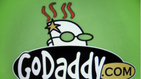 GoDaddy é hackeada, 1,2 milhão de clientes são expostos