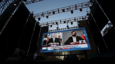 Esquedista Boric conquista presidência do Chile com mais de 55% dos votos