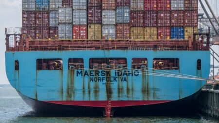 Maersk espera que caos na rede global de fornecimento aumente lucros de 2022